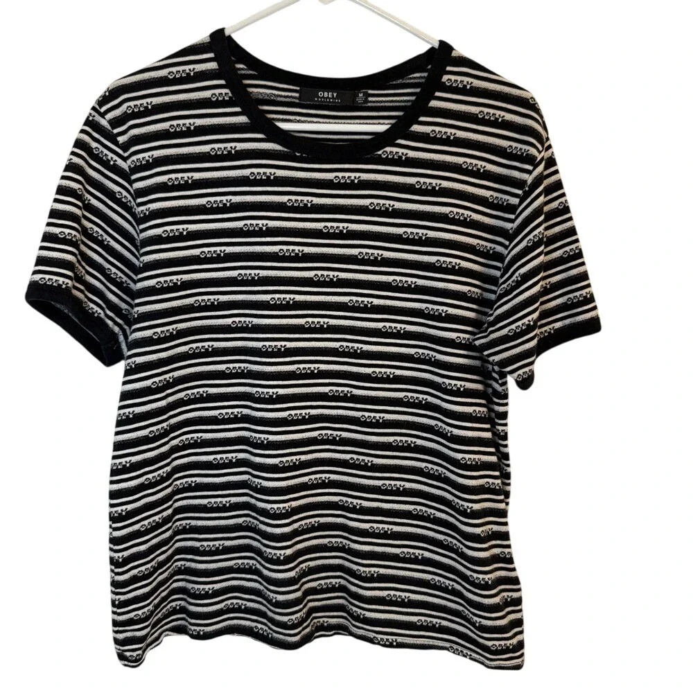 Obey Striped Logo Tee Black White Y2K Streetwear‎ Skatercore 90s Hype Graphic M